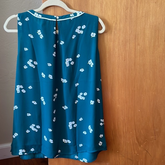 NWT LOFT top - Picture 4 of 5